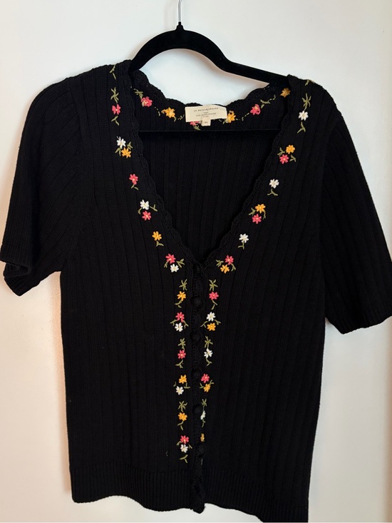 Sezane Tops - Sezane Black Ribbed Knit Top with Floral Embroidery